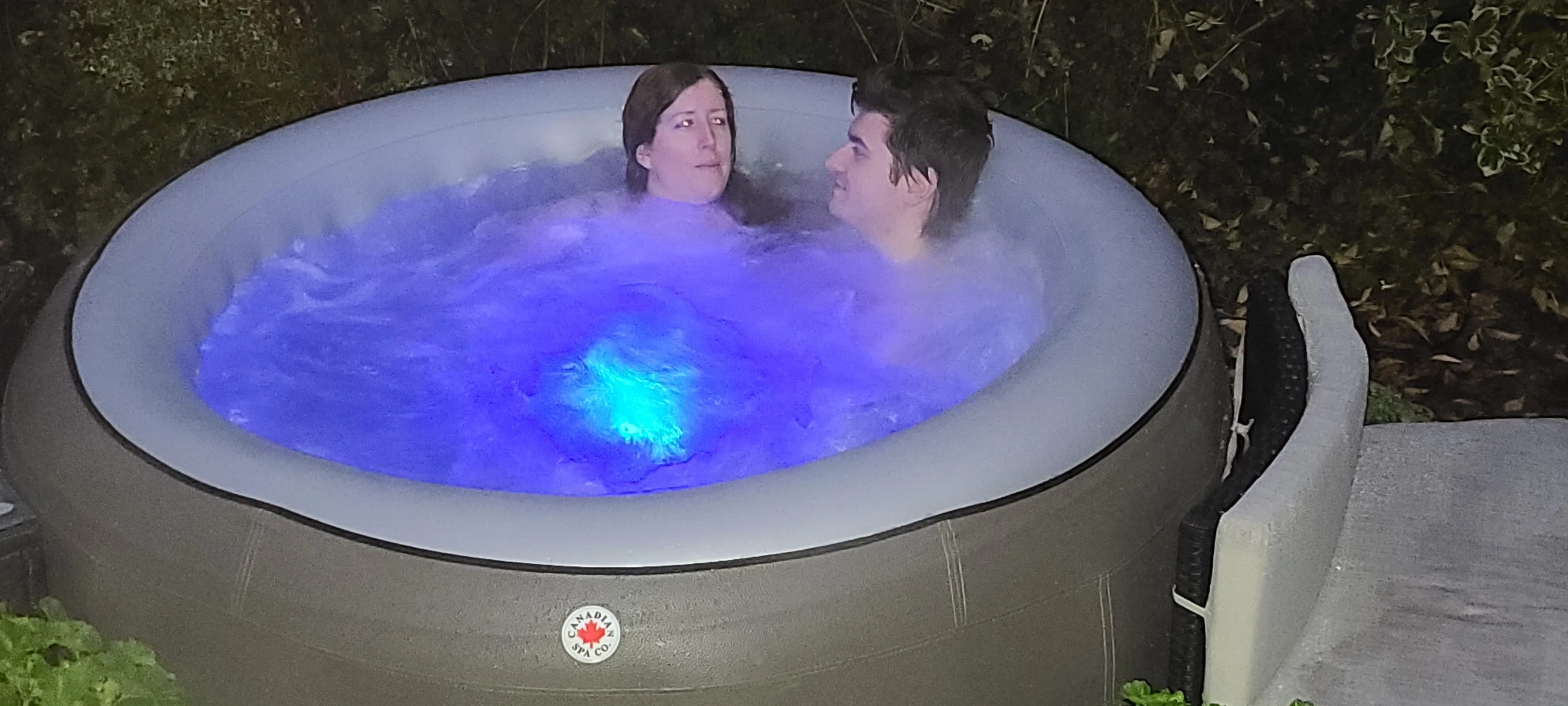 2025 Grand Rapids Inflatable 110-Jet -  3 Speed - 4-Person Hot Tub with LED Light