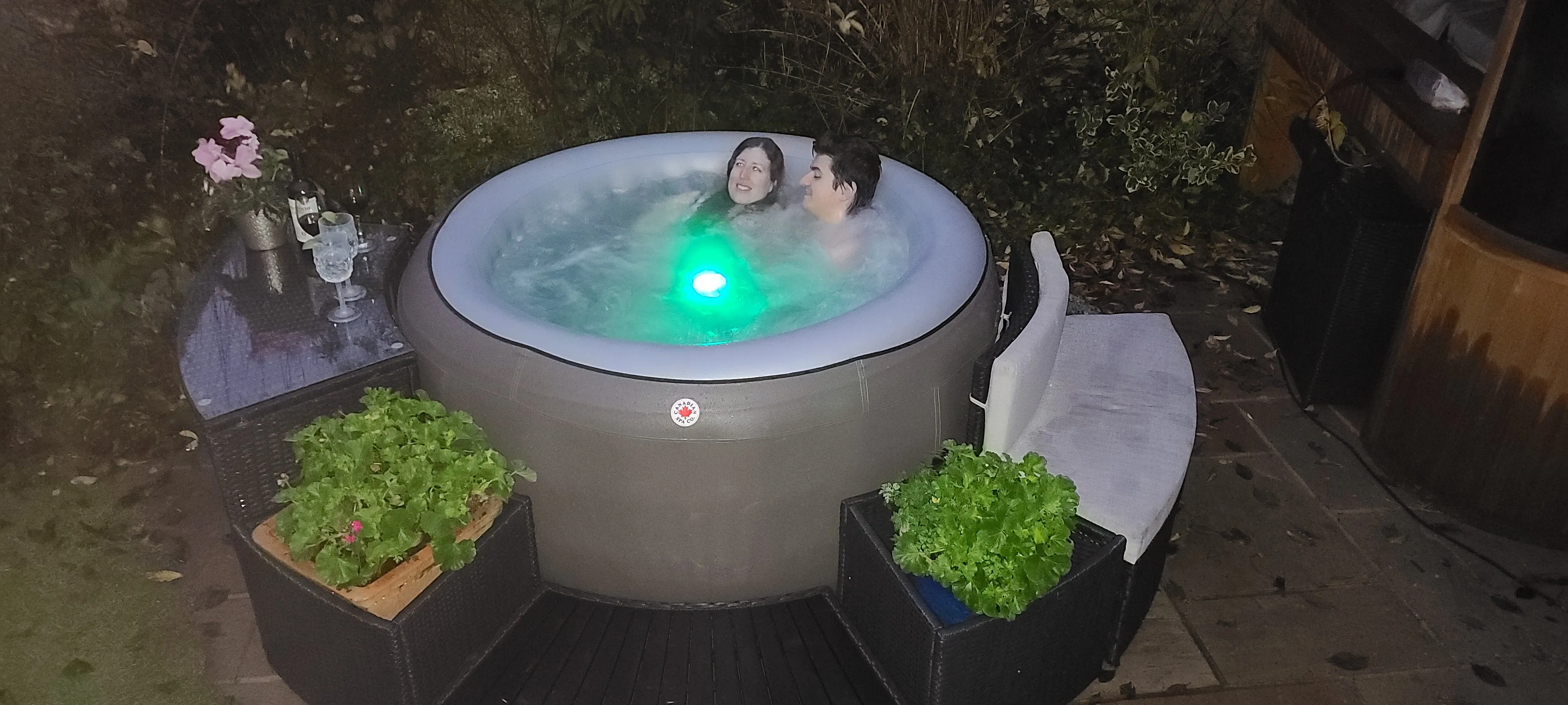 2025 Grand Rapids Inflatable 110-Jet -  3 Speed - 4-Person Hot Tub with LED Light