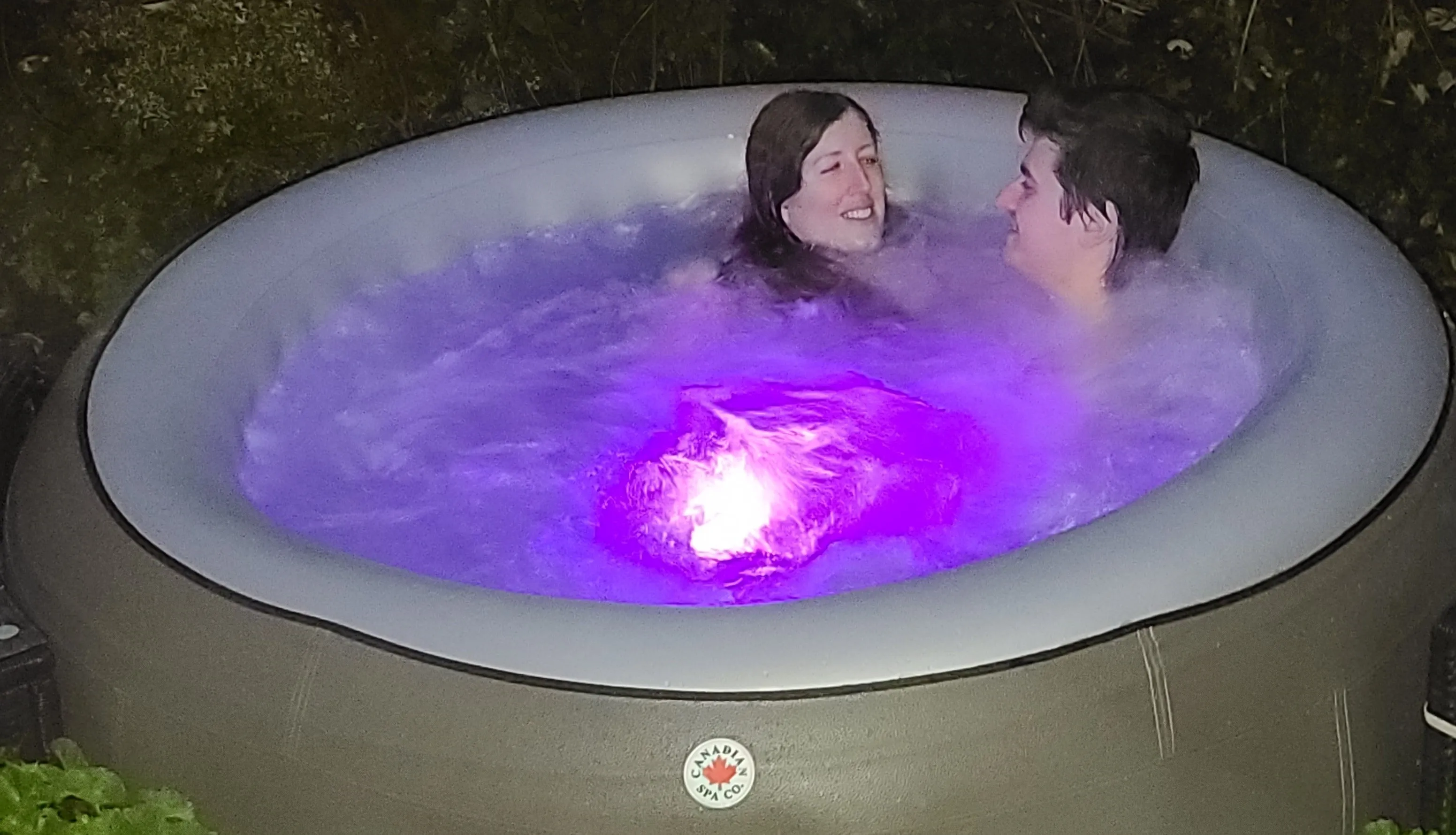 2025 Grand Rapids Inflatable 110-Jet -  3 Speed - 4-Person Hot Tub with LED Light