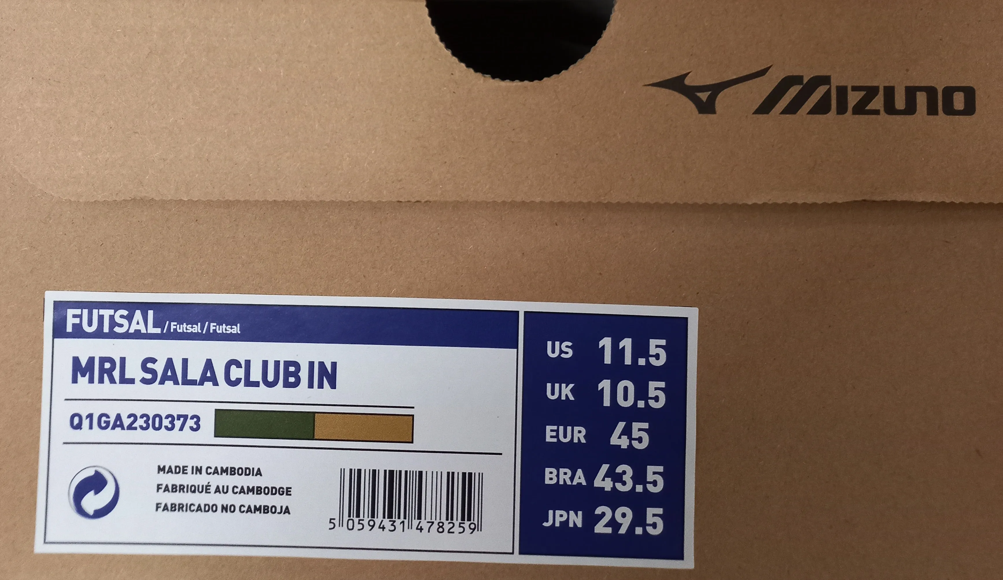 Adult Football Shoes - Mizuno Sala Classic Futsal