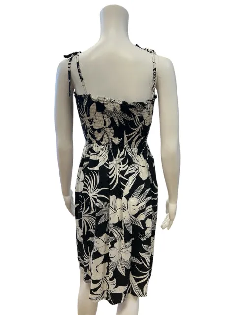Hibiscus Collection Size One Size Black/White Floral Consignment Ladies Swim Cover Up