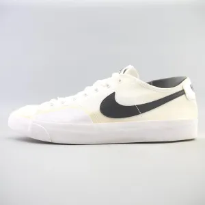 NIKE BLAZER COURT SB