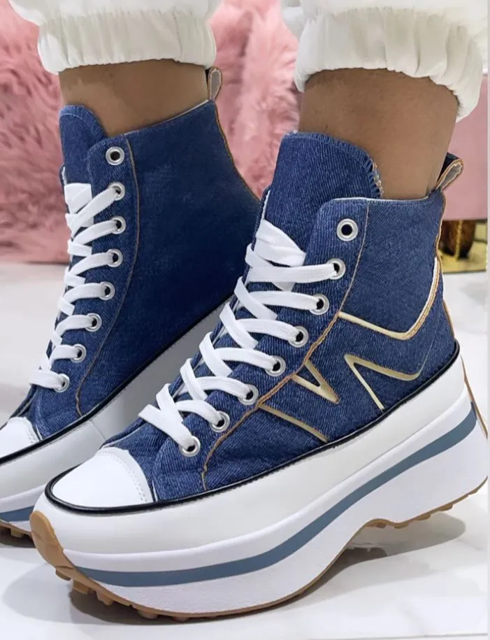 Nyla platform trainers