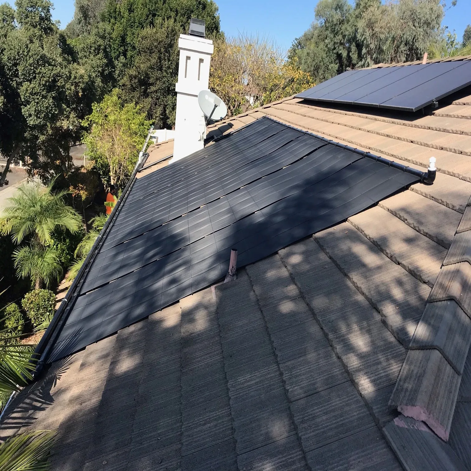 SwimJoy Industrial Grade DIY Solar Pool Heater Kit - Advanced High-Wind Mounting System - Lifetime Ltd. Warranty