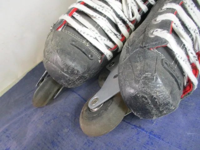 Used Bauer XR300 Roller Skates Youth Size 3R