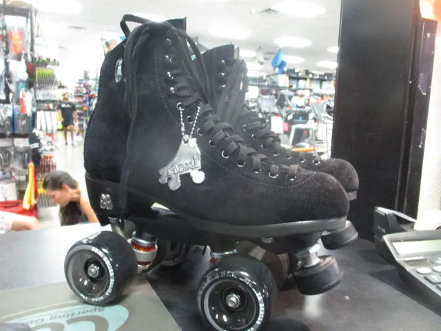 Used Moxi Lolly Womens Roller Skates Size 6 (NICE CONDITION)