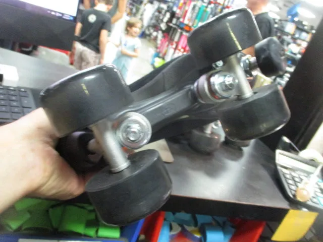 Used Moxi Lolly Womens Roller Skates Size 6 (NICE CONDITION)
