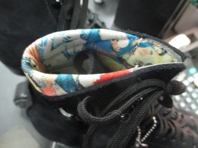 Used Moxi Lolly Womens Roller Skates Size 6 (NICE CONDITION)