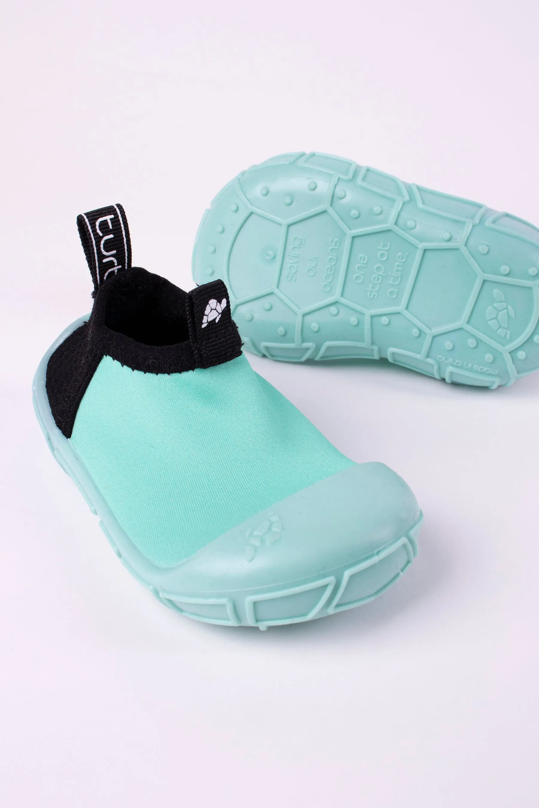 Water Shoes in Aqua