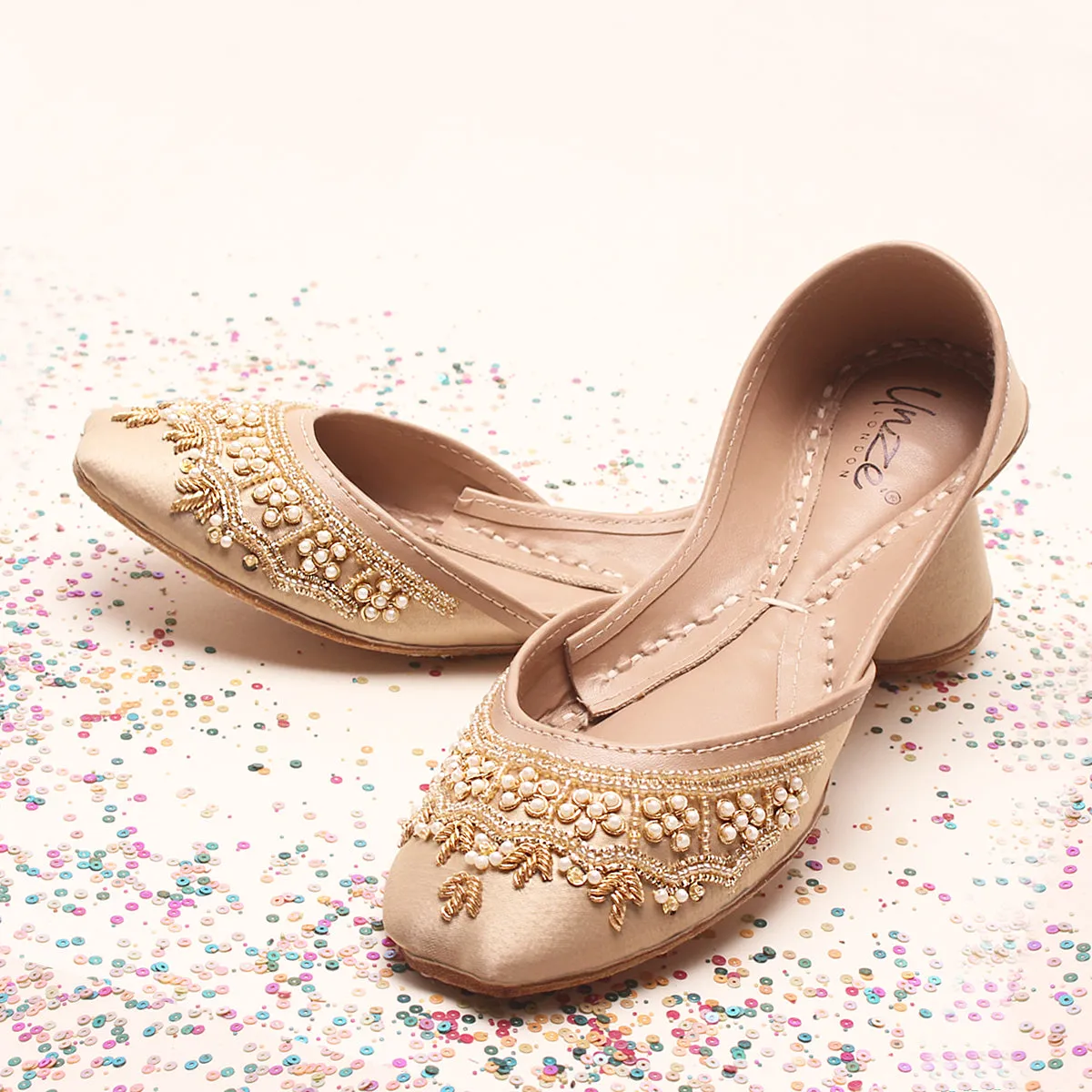 Women's "MALAOU" Decorated Slip On Khussa